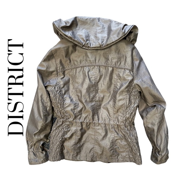 District Women’s Lightweight Jacket Ruching Detail Metallic Grey Brown Medium - Picture 2 of 7